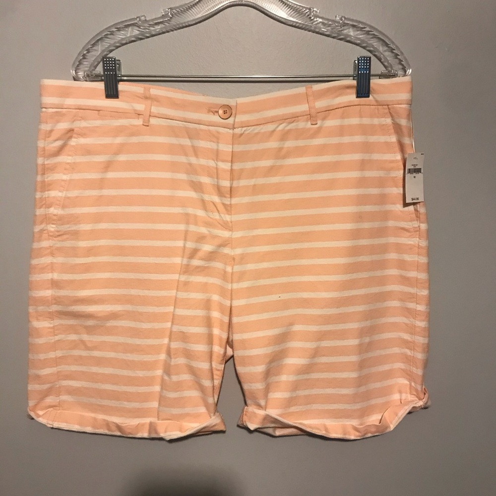 Boyfriend Roll-Up *Khakis by Gap* size 12